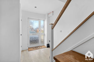 Photo 8- click for photo gallery